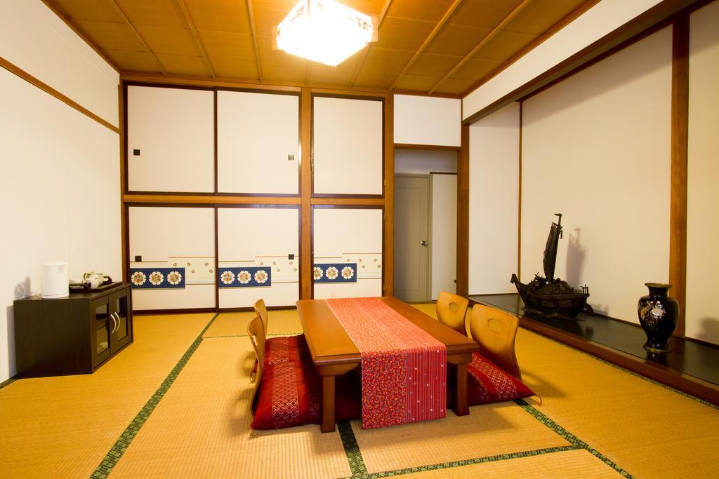 게스트 하우스 후지노쿠라 가와구치코 에키마에텐 호텔 후지카와구치코 외부 사진